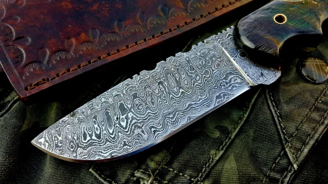 Custom Handmade Damascus Steel Hunting Skinning Camping Knife