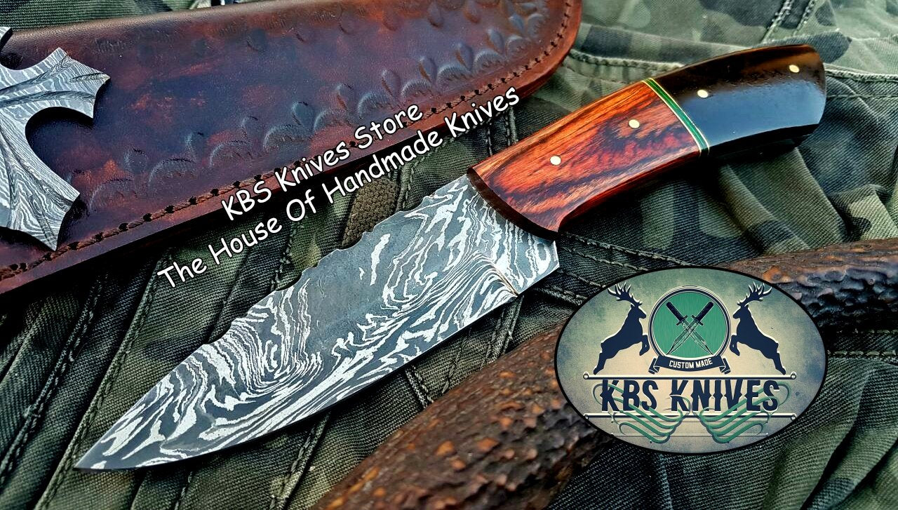 Custom Handmade Damascus Steel Hunting Skinning Knife