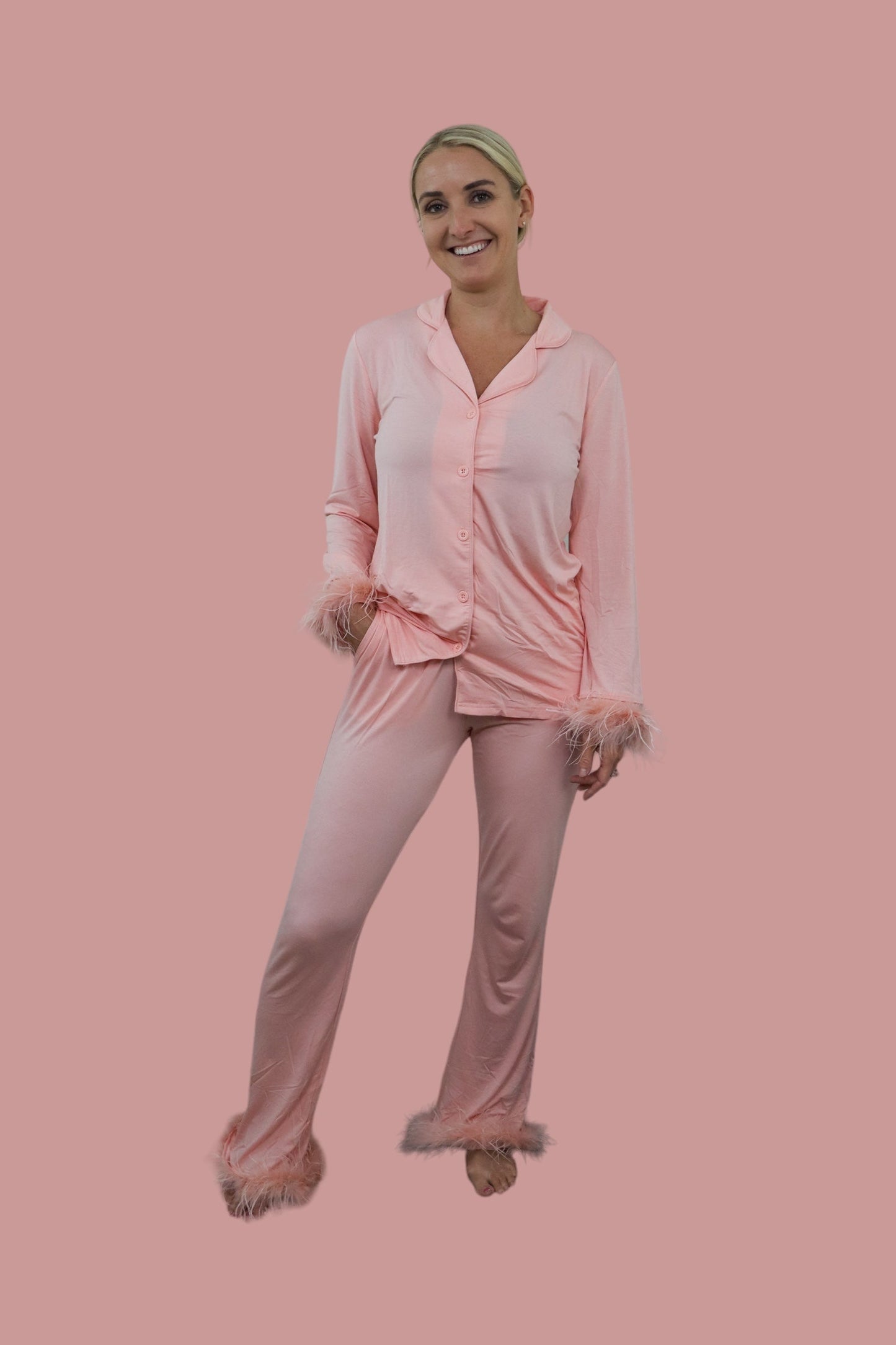 CORAL FEATHERED WOMEN'S DREAM FLARE SET