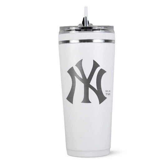 Officially Licensed New York Yankees 26oz Flex Bottle - White