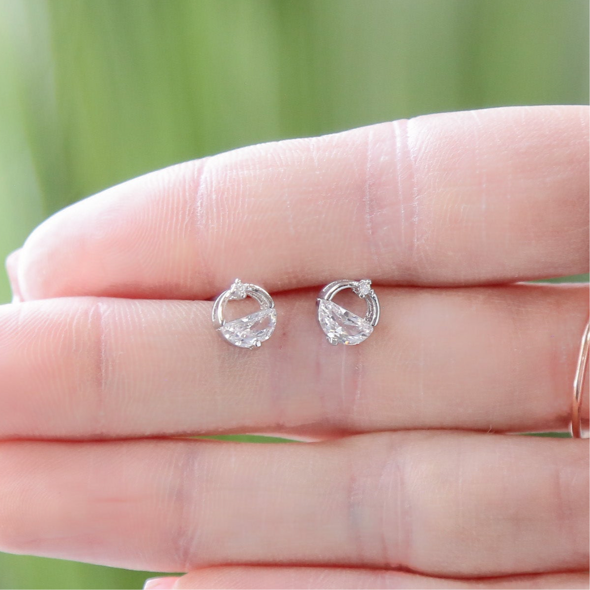 VERITY - Sterling Silver and Zircon Earrings