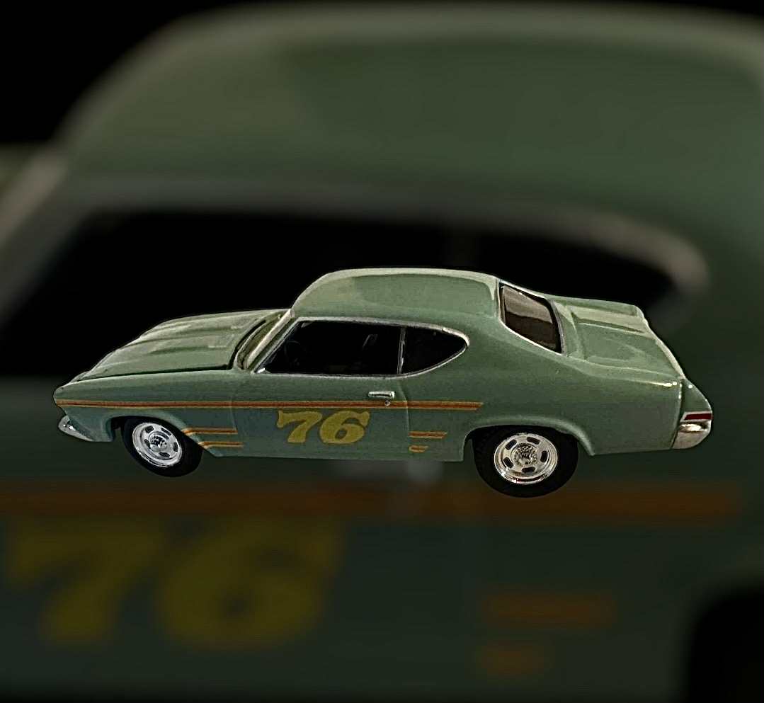 WHOLESALE CASE 12 CARS 1:64 1968 Chevy Chevelle #76 Race Car New England Dukes Exclusive Greenlight