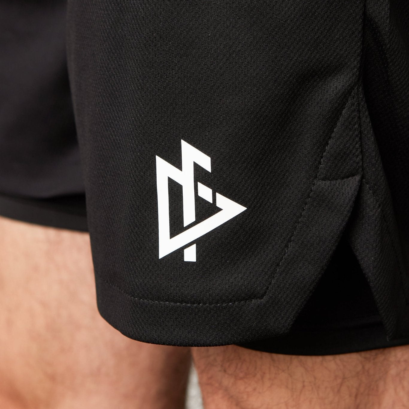 5” Liner Mesh Short- Black