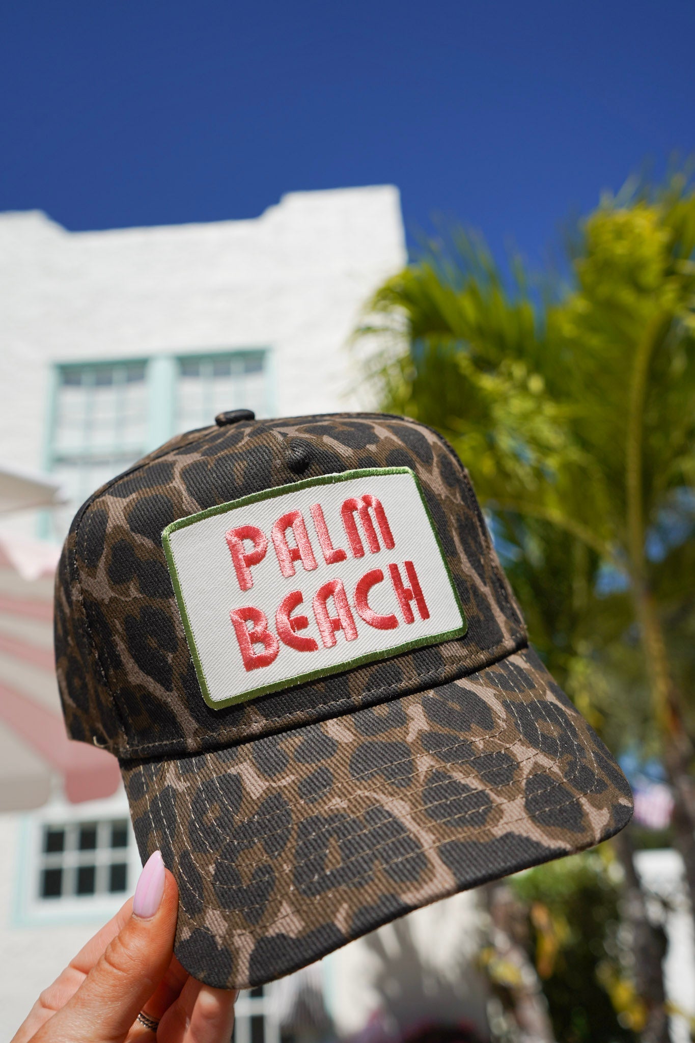 Palm Beach - Leopard Vintage Trucker Hat