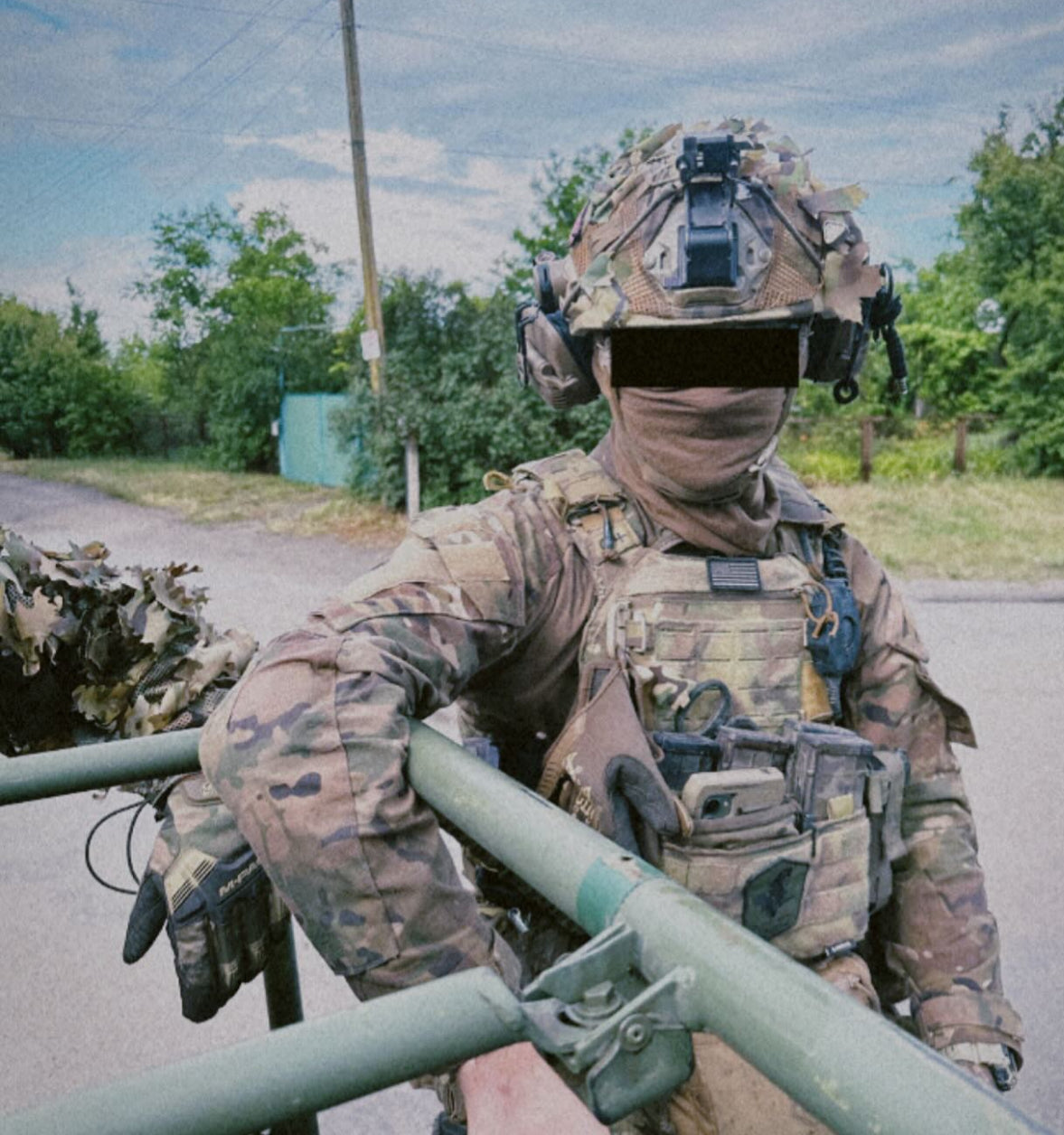 Redemption Tactical Crusader 2.0® l St. Michael FULL ARMOR KIT COMBO PACKAGE with Crusader 2.0 +IFAK Medical Kit + LEVEL IV  (2) 10x12 Front/Back Plates (2) 6x6 Side Plates (Level IV Ceramic)