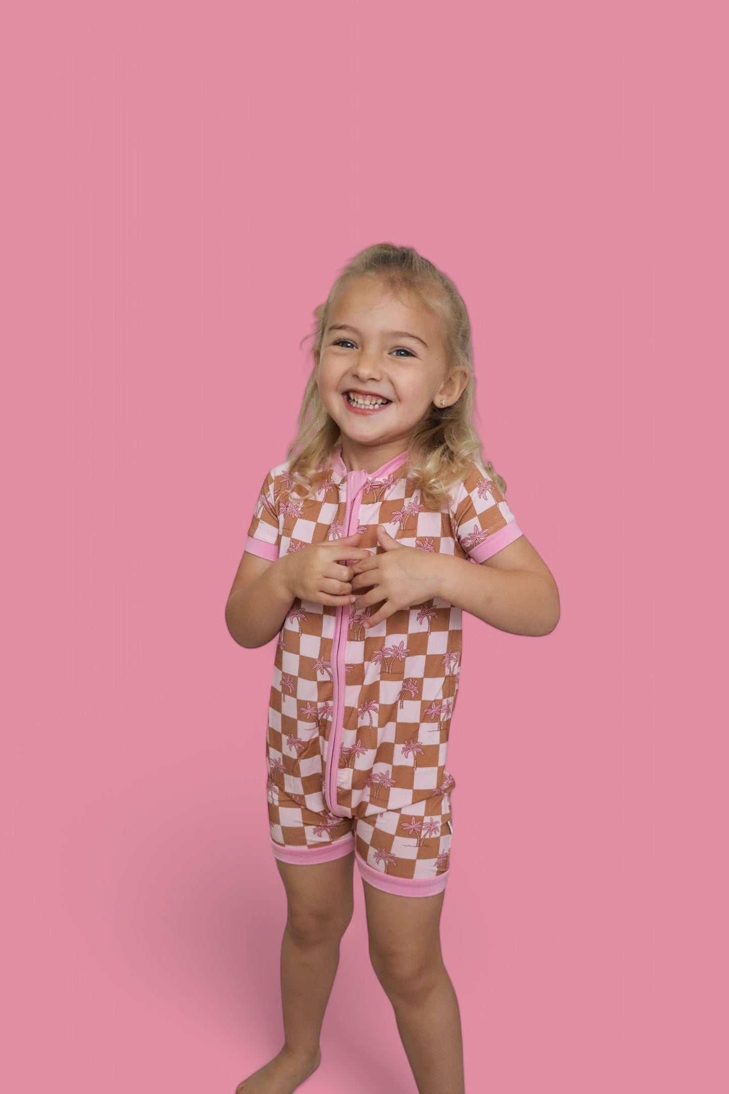EXCLUSIVE SUNSET BEACH CHECKERS DREAM SHORTIE