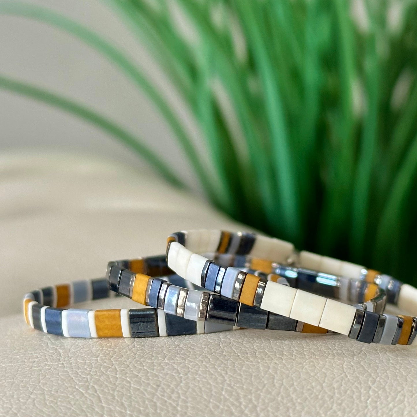 DAKOTA - 3 Tila Bracelet Stack