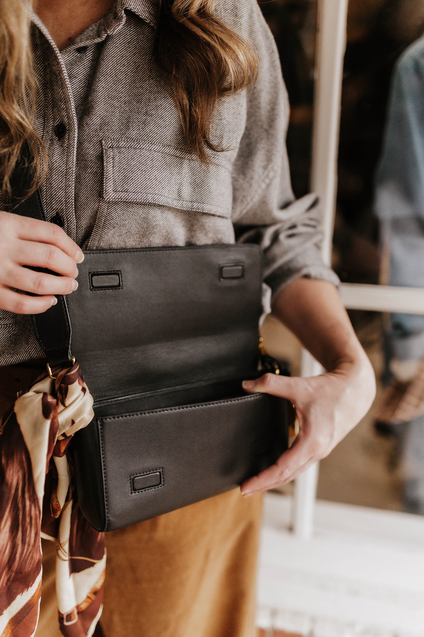 Hedy  | Black Leather