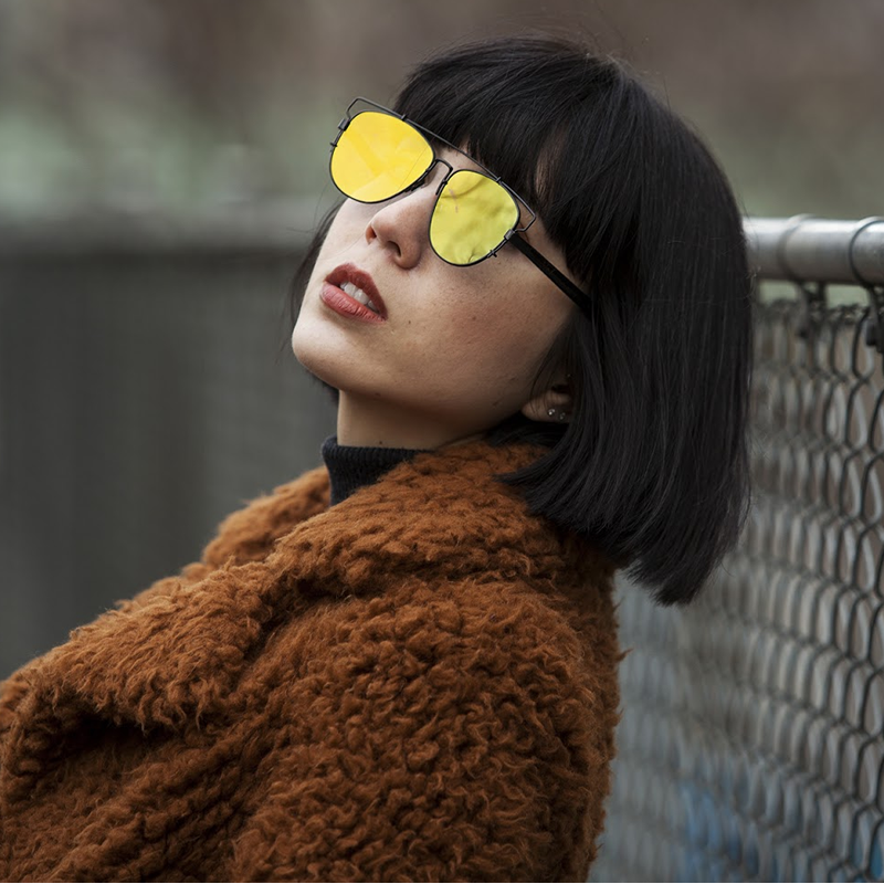 Modern Metal Crossbar Mirrored Lens Flat Front Sunglasses A145