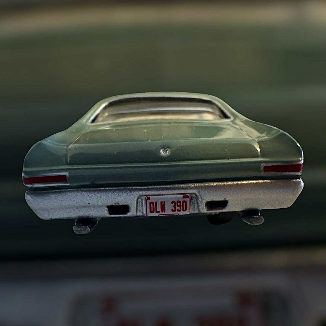 1:64 1968 Chevy Chevelle #76 Race Car New England Dukes Exclusive Greenlight