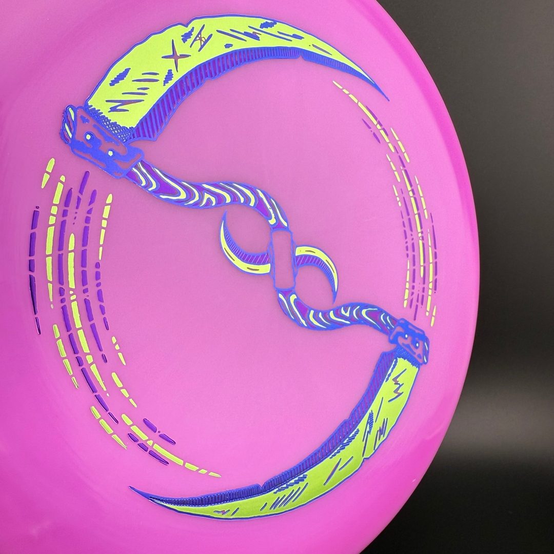 Lux Link - Infinity Blade by Ripper Studios