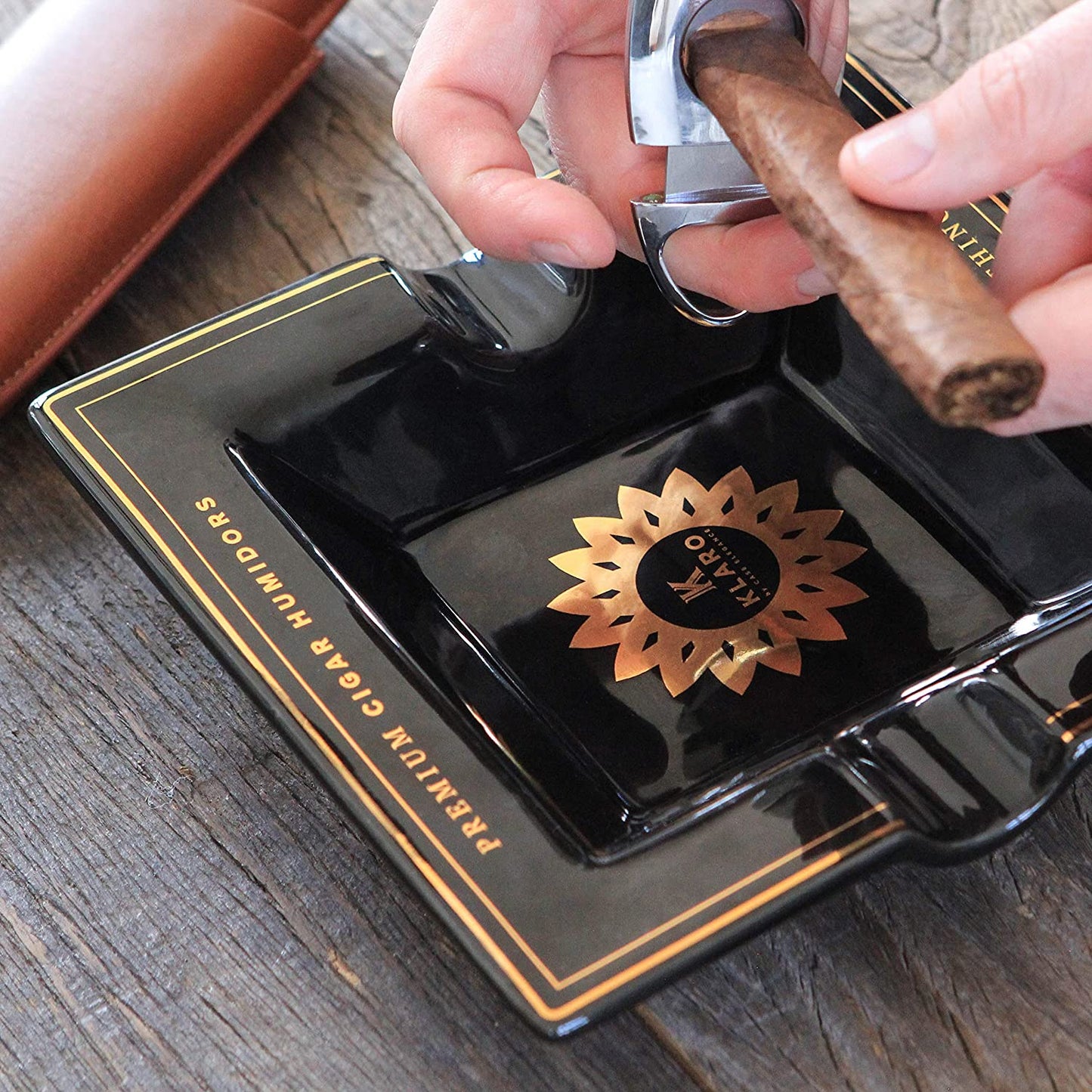 Klaro Square Medium Ceramic Ashtray