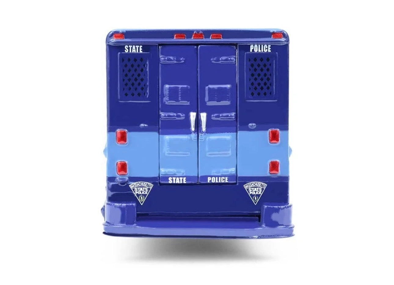 2019 Step Van - Massachusetts State Police 1:64 - Greenlight 33260C Discontinued by manufacturer — final inventory.