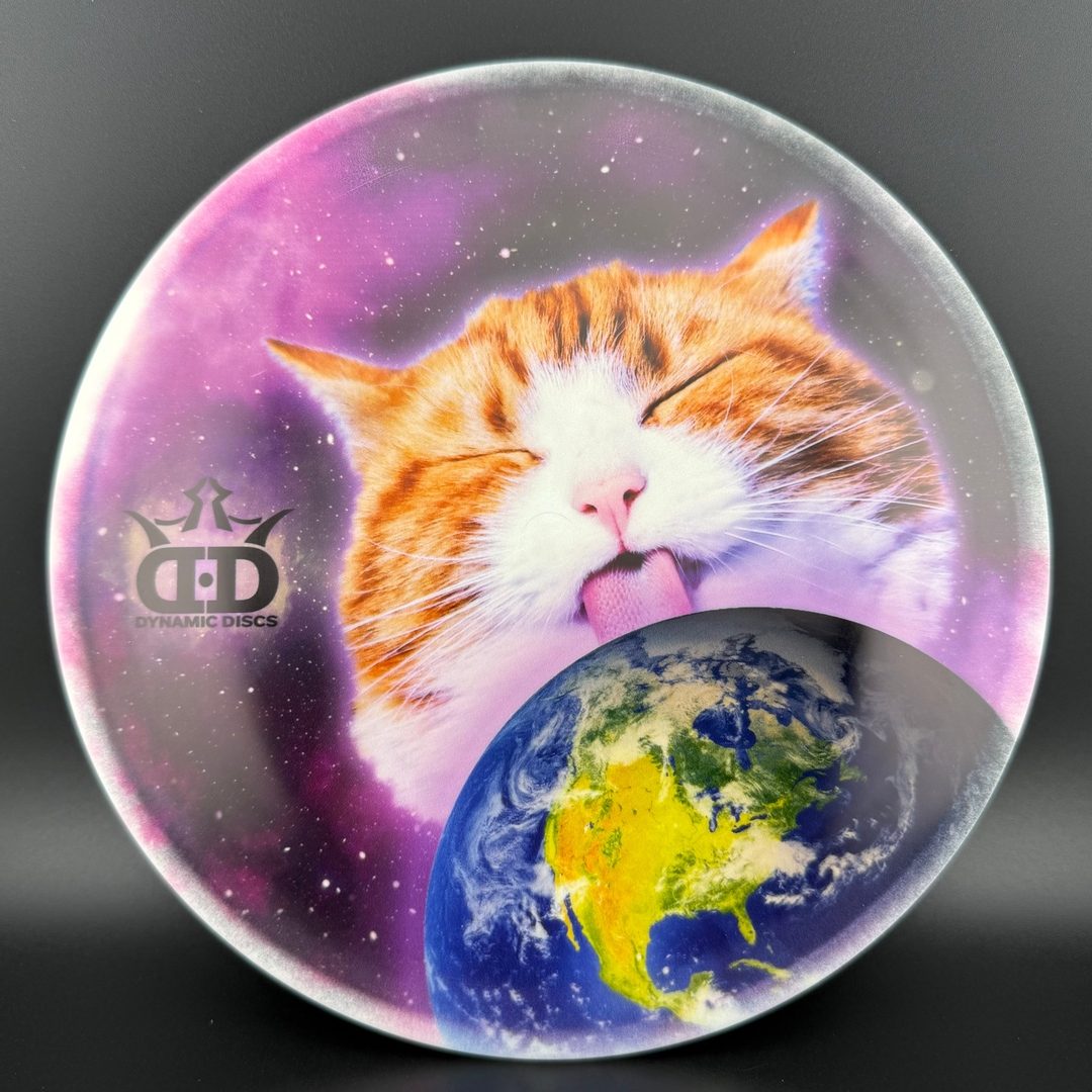 Tournament Giant - DyeMax - "Space Kitty Globe Licker"