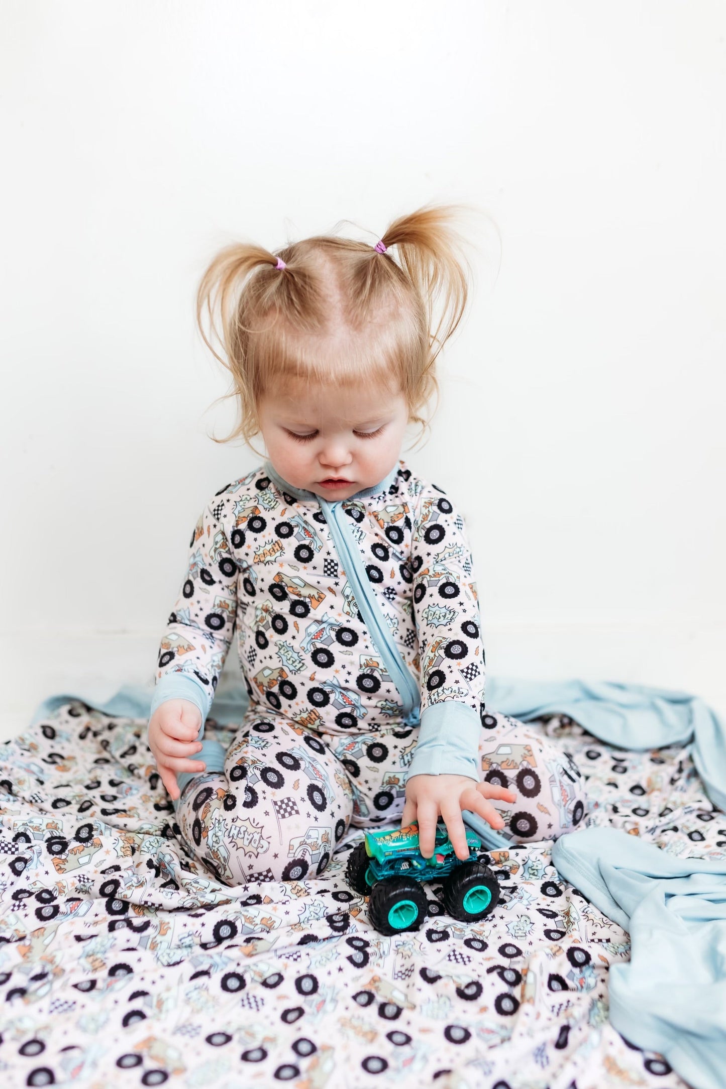 EXCLUSIVE CRASH HARD DREAM ROMPER