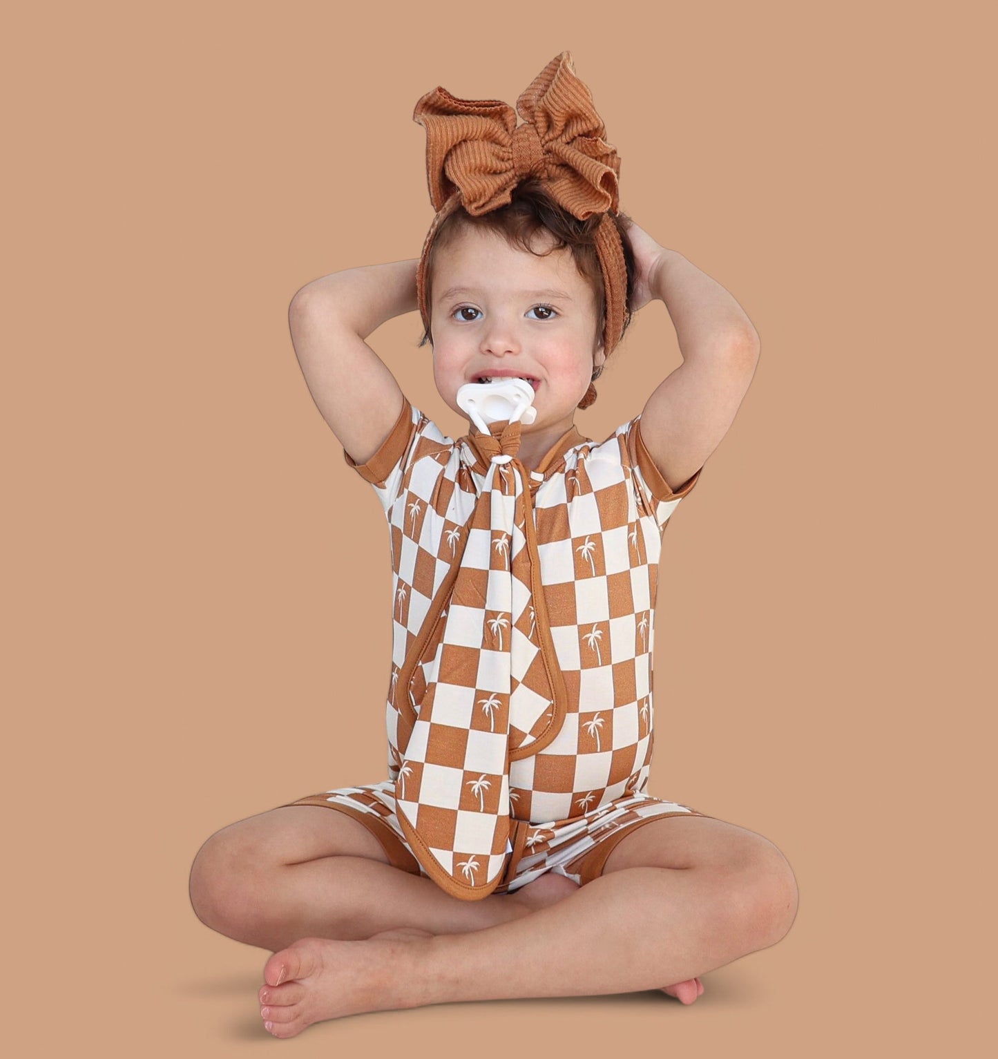 EXCLUSIVE SANDY BEACH CHECKERS DREAM LOVEY