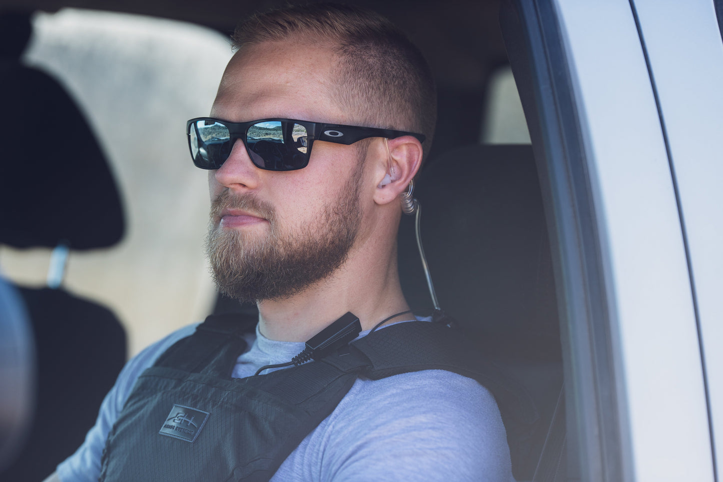 Velcro Tactical Mic & Earpiece Braided Fiber Kit - Quick Disconnect (Hirose) Motorola: APX (Apex) Series, XPR Series, SRX2200, & More