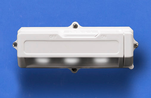 Accessory - Universal Auto-Off Interior Cooler Light Kit CA
