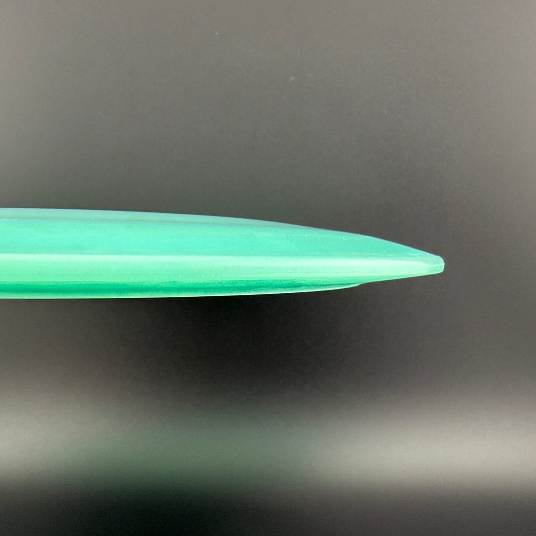 Classic Glow Champion XCaliber - F2