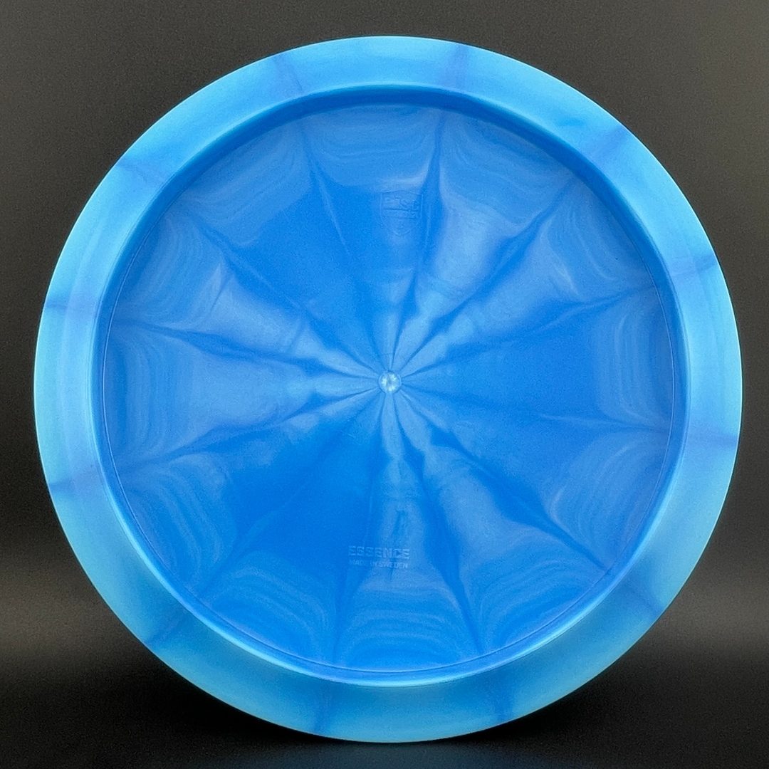 Lux Vapor Essence - Swords & Shield