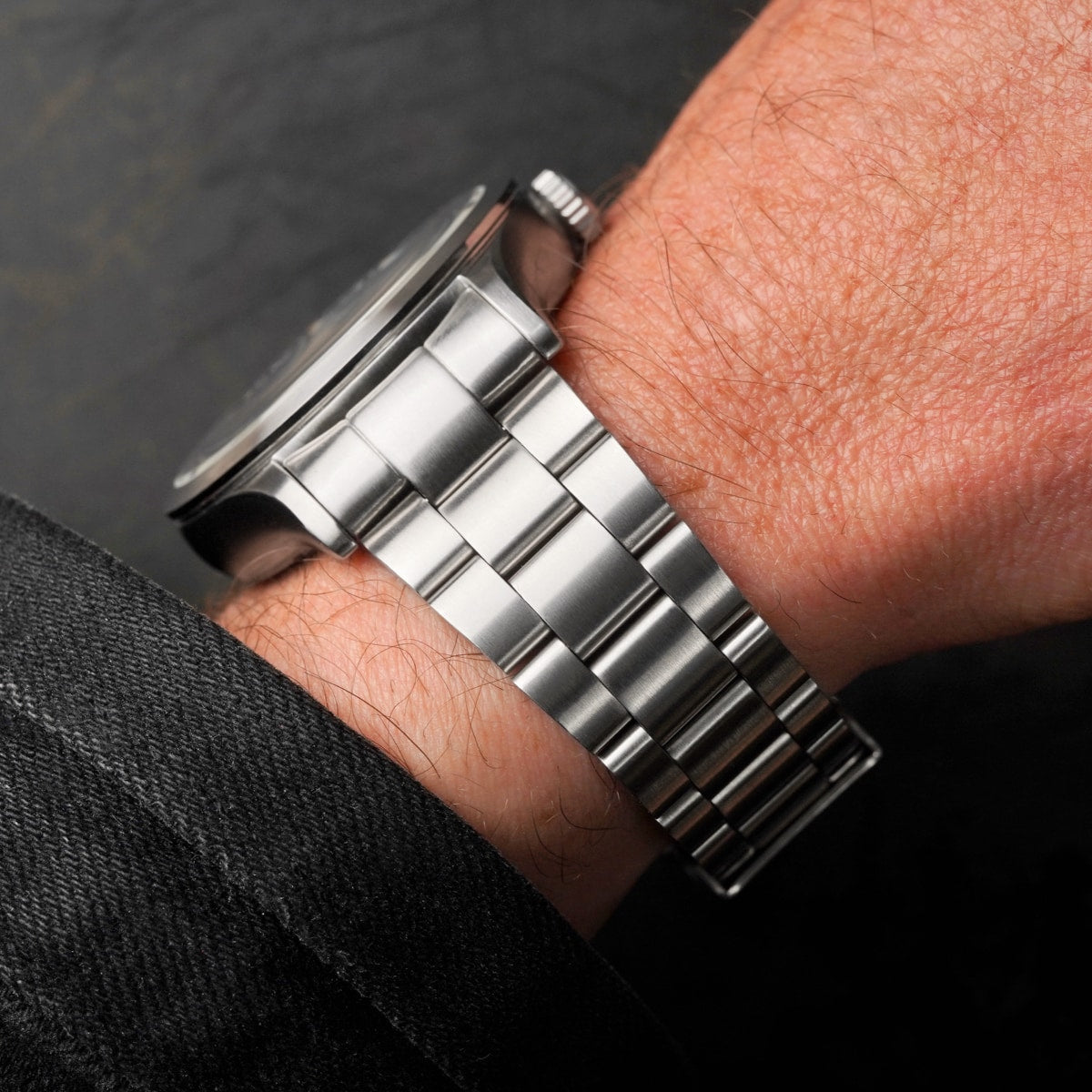 C5 Dirty Dozen - 40mm Ameriquartz