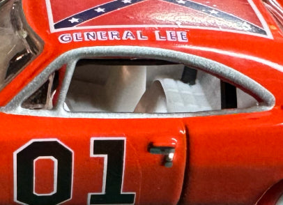 1/64 GENERAL LEE Johnny Lightning (New England Dukes Exclusive)