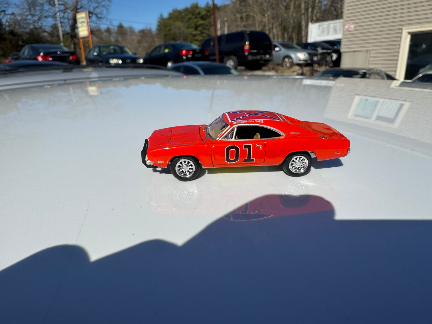 1/64 GENERAL LEE Johnny Lightning (New England Dukes Exclusive)