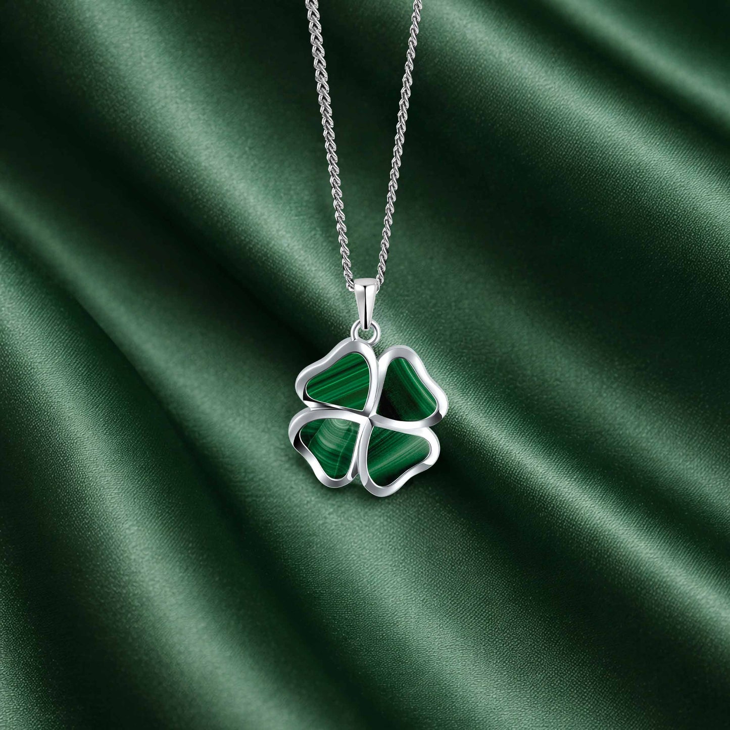 Clover Pendant - Malachite