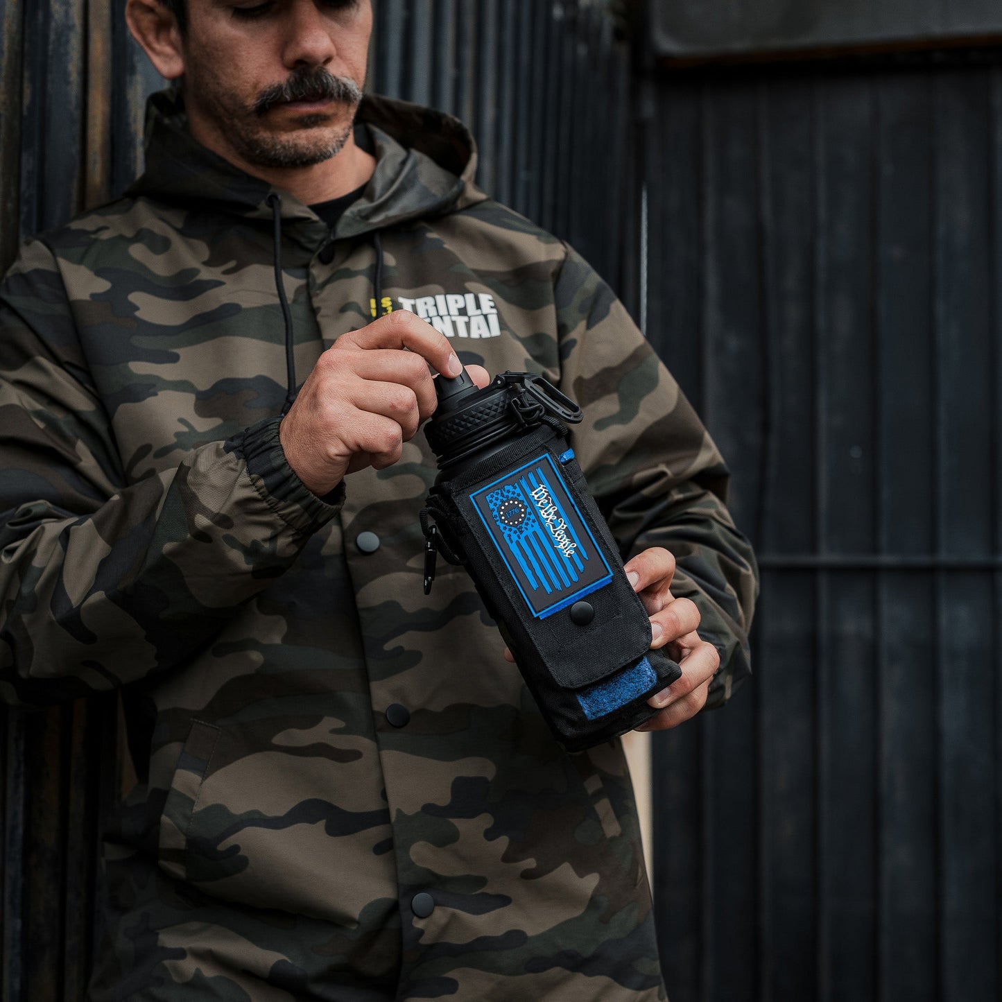 32oz Compact Battle Bottles