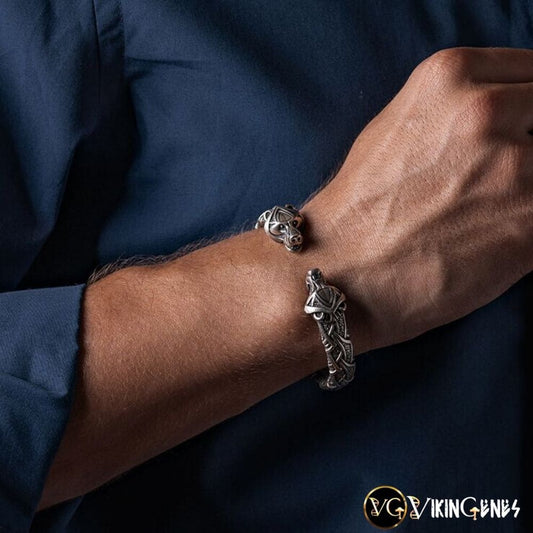 Berserker Arm Ring With Bear Heads