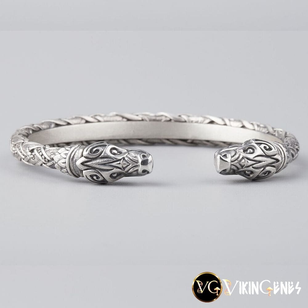 925 Sterling Silver Arm Ring With Wolf Heads