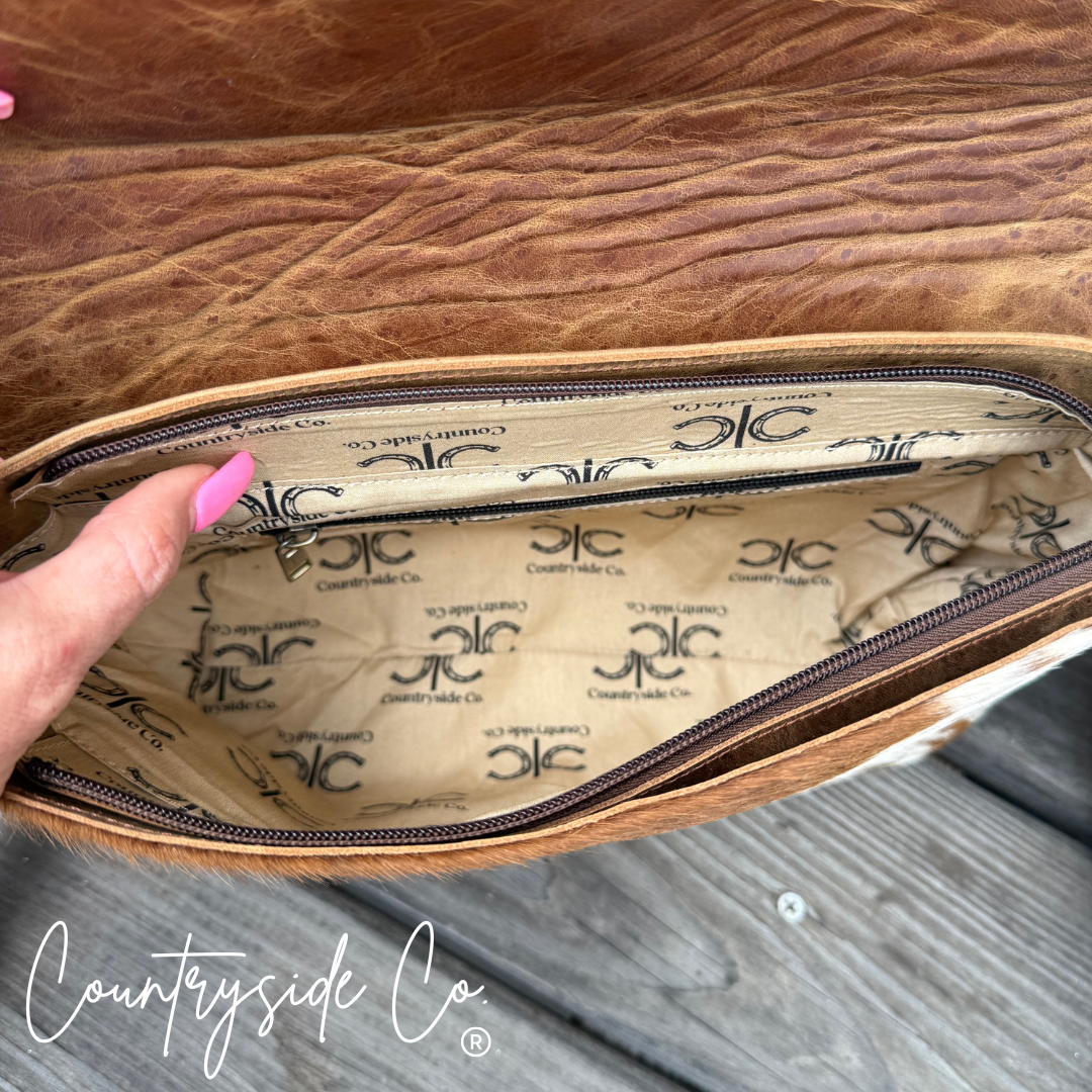 Del Rio Cowhide Tooled Leather Purse