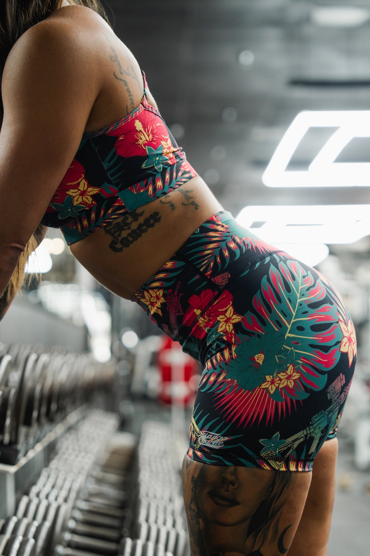 Women's High-Waisted Seamless Front Compression Training Shorts | Tropical Assassin