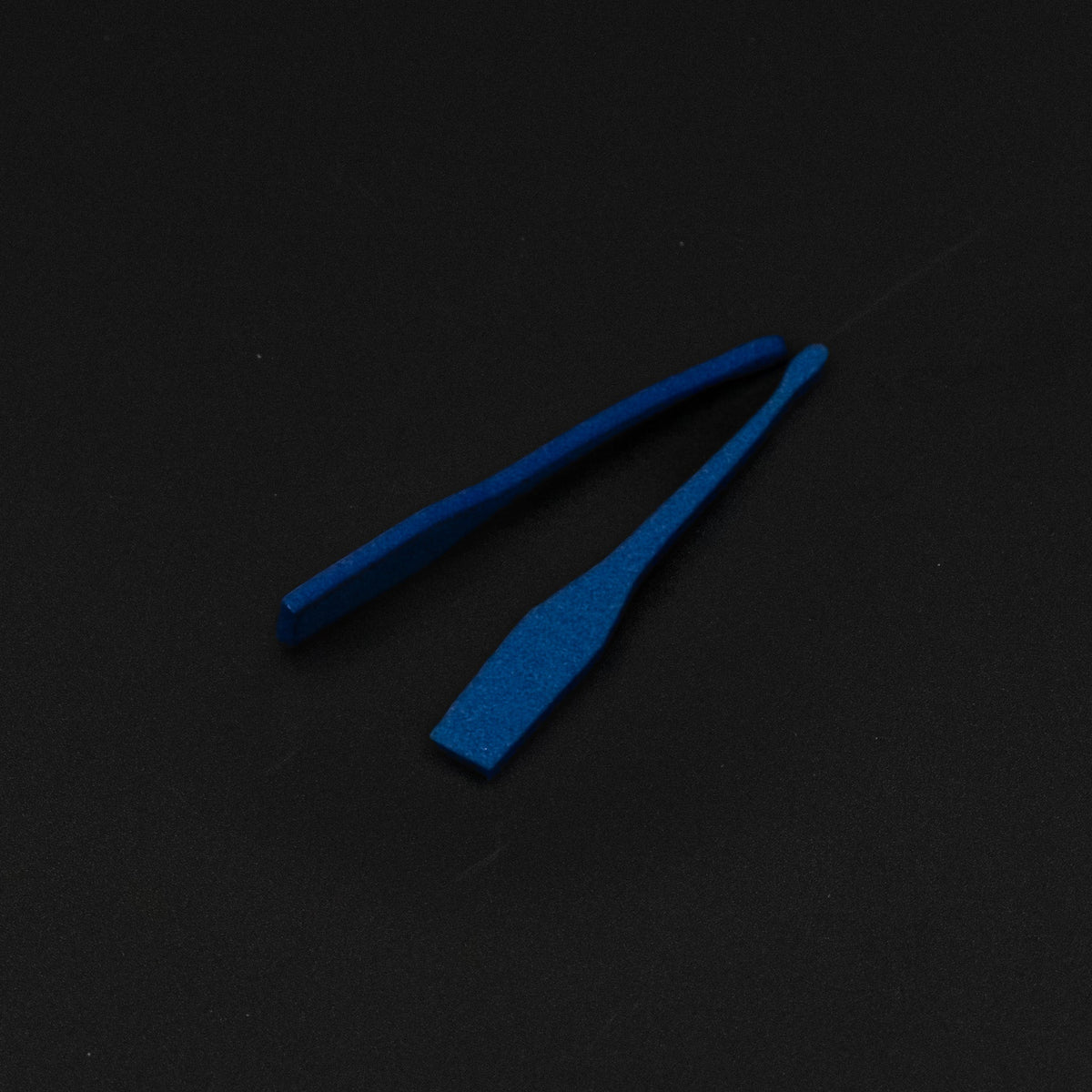 Cajun DragonFly Body – Small (2mm)
