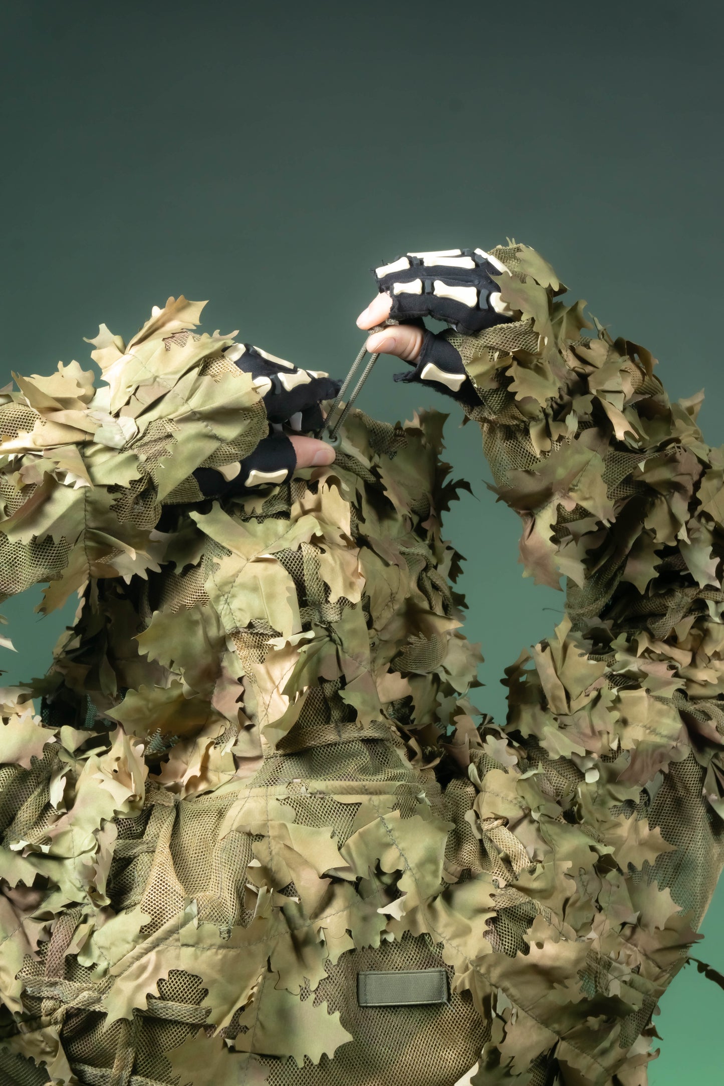 Alder Leaf Suit