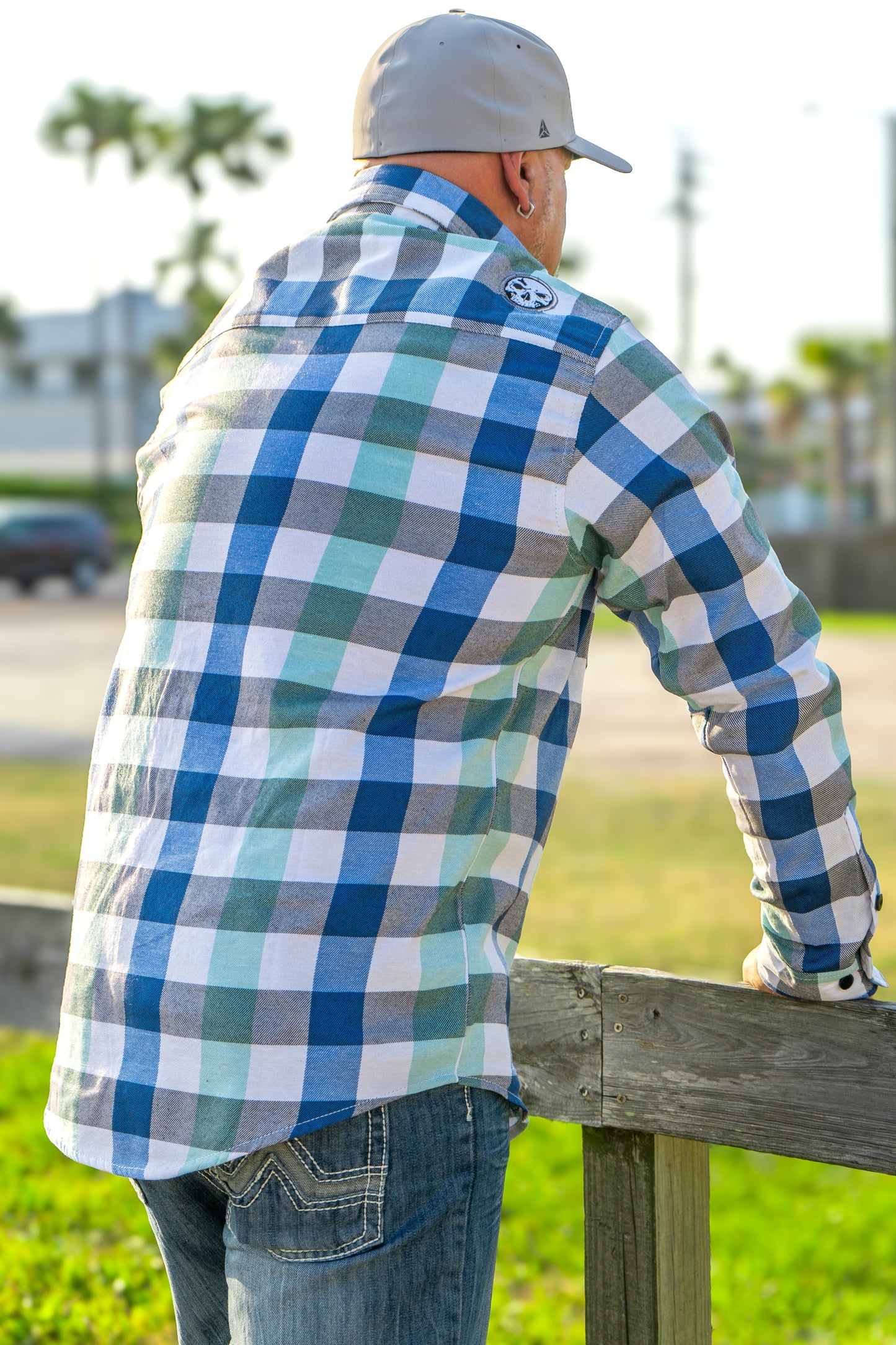 The "Sea Breeze" Flannel (Hidden Snap Collars)