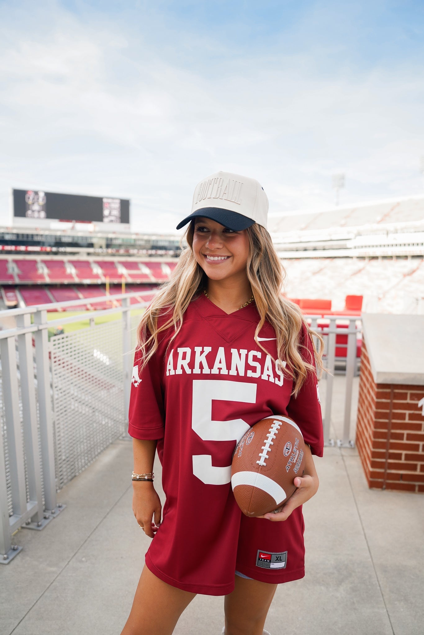 FOOTBALL - Neutral Vintage Trucker Hat