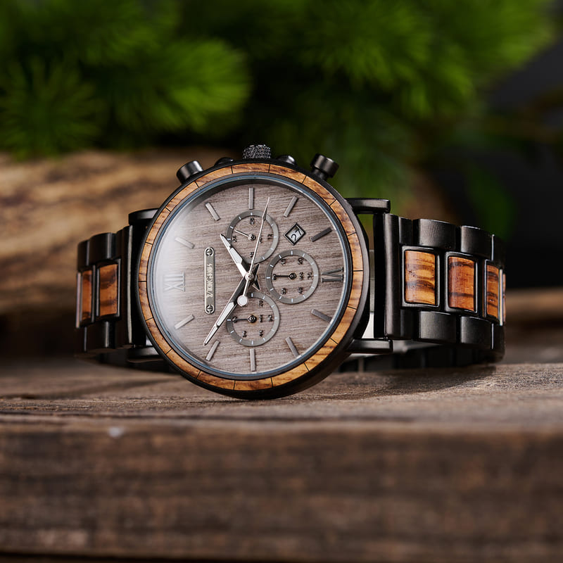 Men’s Engraved Wood Watch
