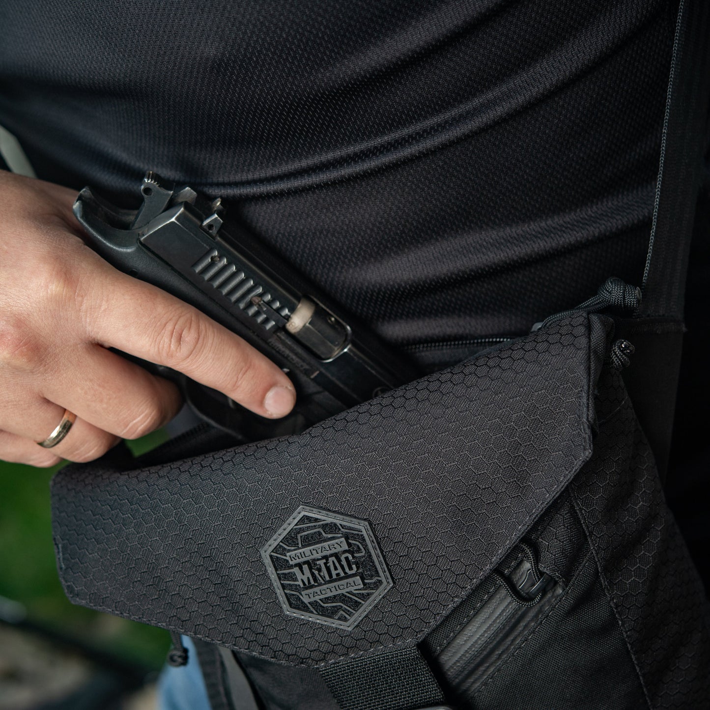 M‑Tac Magnet Shoulder Bag Gen II Elite Hex