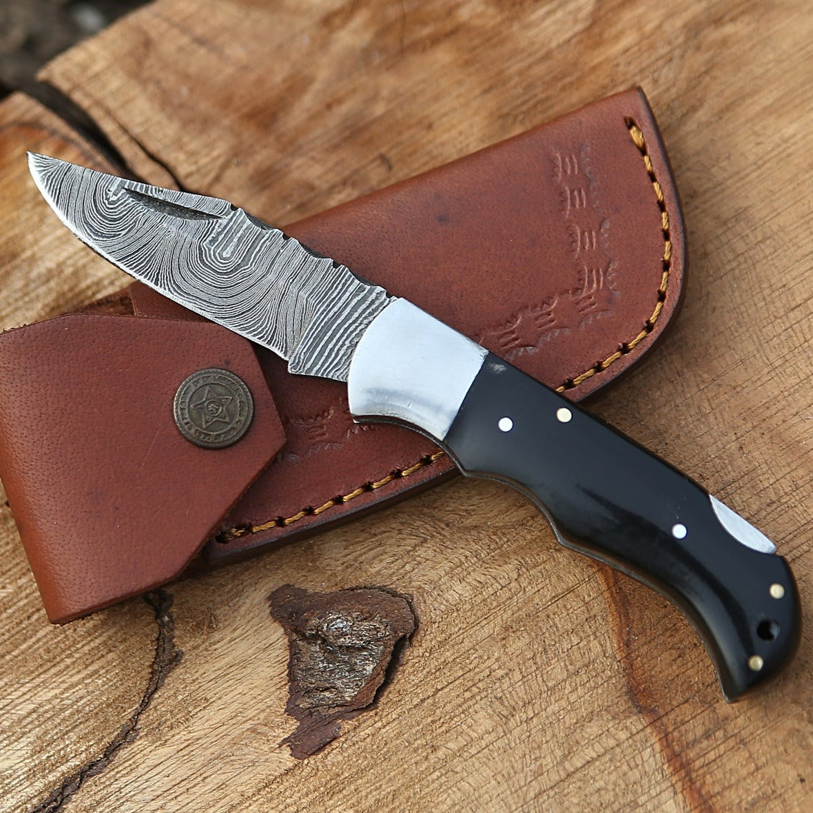 Customs Hand Made Forged Damascus Steel Folding Knife Steel Bolster Bull Horn Handle WH 2841