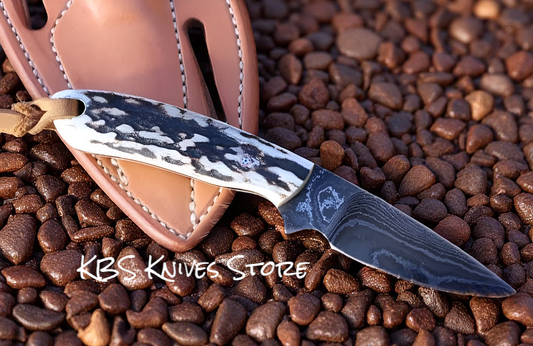 Custom Ranch Knife – Antler Handle Damascus Steel