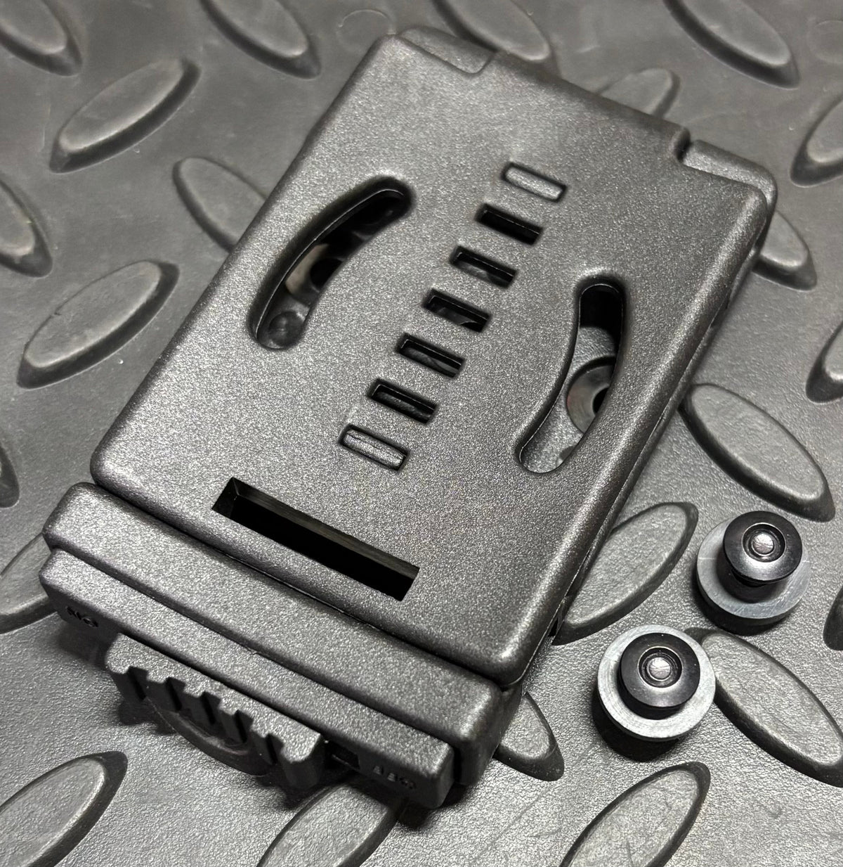 Universal fold over belt attachment for kydex sheath (Includes hardware)