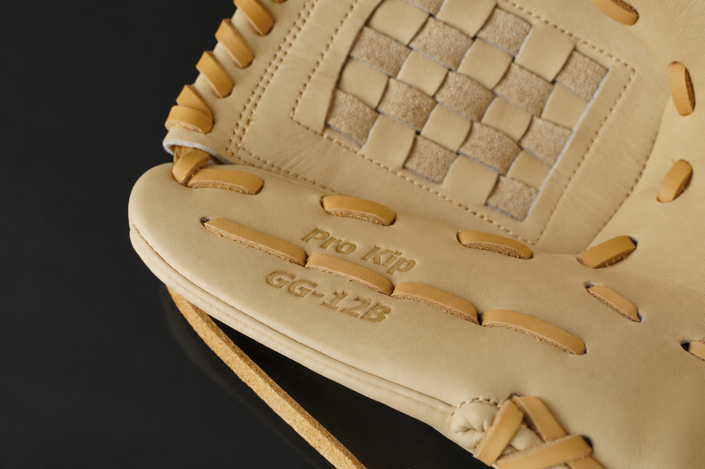 12" Infield/ Outfield Closed Web Grace Glove - Model GG-12B