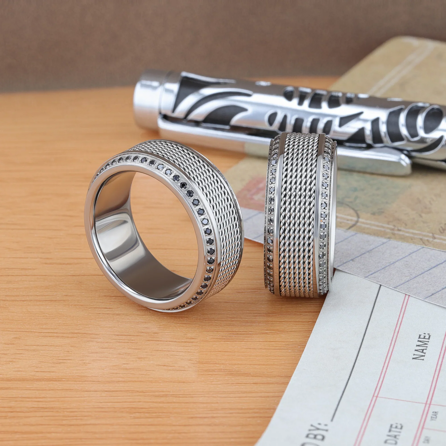 GAUNTLET Steel Chain Titanium Wedding Ring Polished Beveled Edges Set with Round Black Diamonds - 10mm