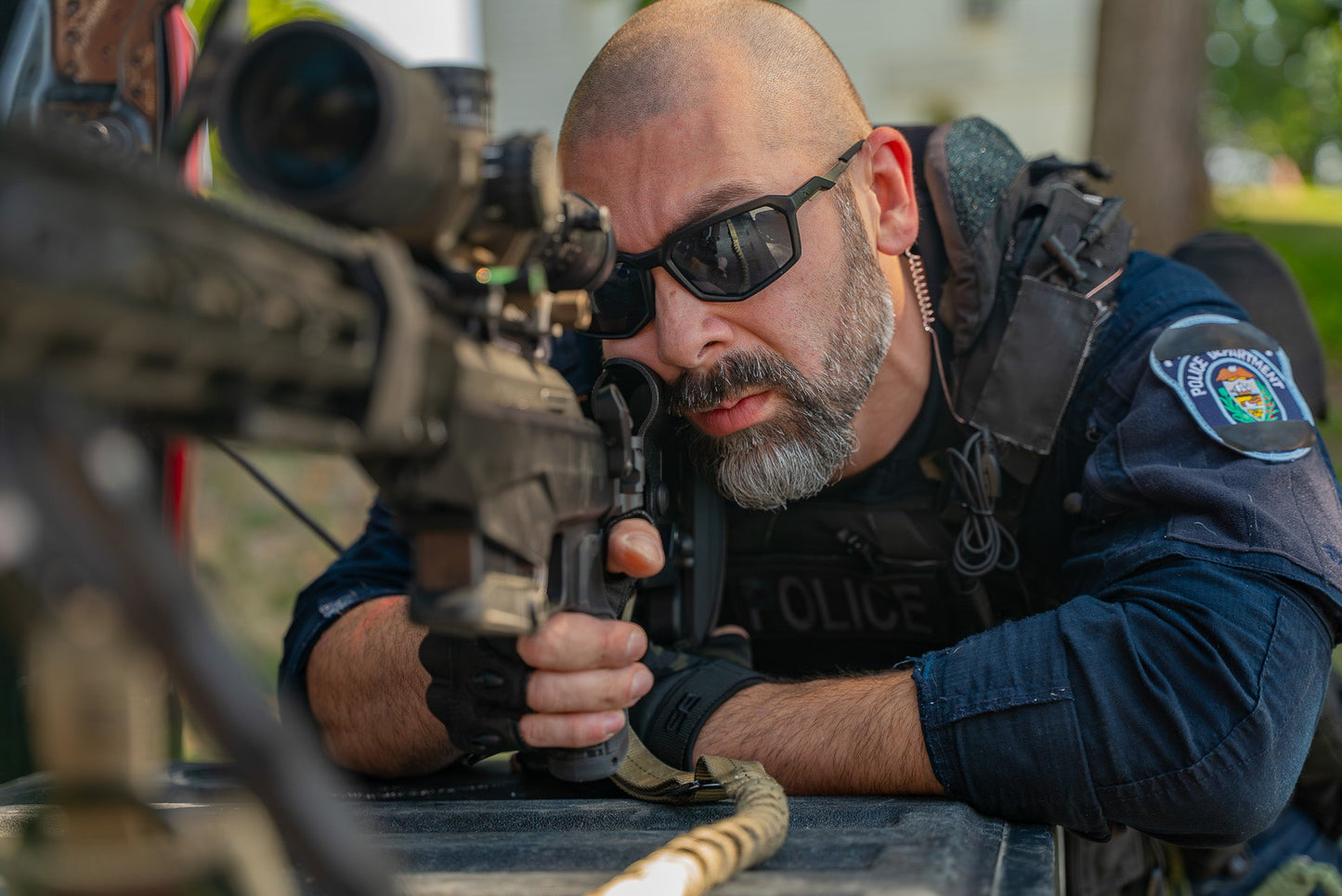 Tactical Mic / Invisible Tubeless Earpiece / Tactical PTT Kit w/ Quick Disconnect (Hirose) Adapter- Motorola: APX (Apex) Series, XPR Series, SRX2200, & More