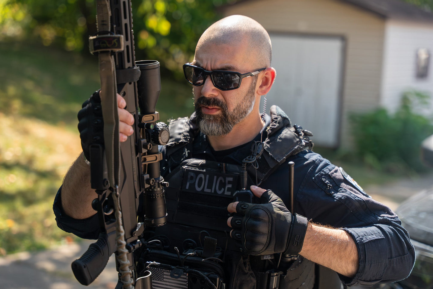 Tactical Mic / Invisible Tubeless Earpiece / Tactical PTT Kit w/ Quick Disconnect (Hirose) Adapter- Motorola: APX (Apex) Series, XPR Series, SRX2200, & More