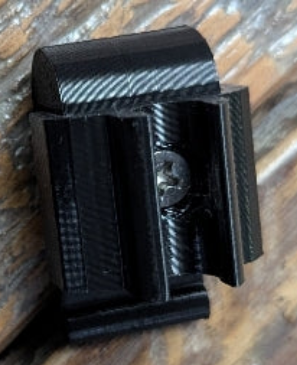 Clip-on Quiver Hanger