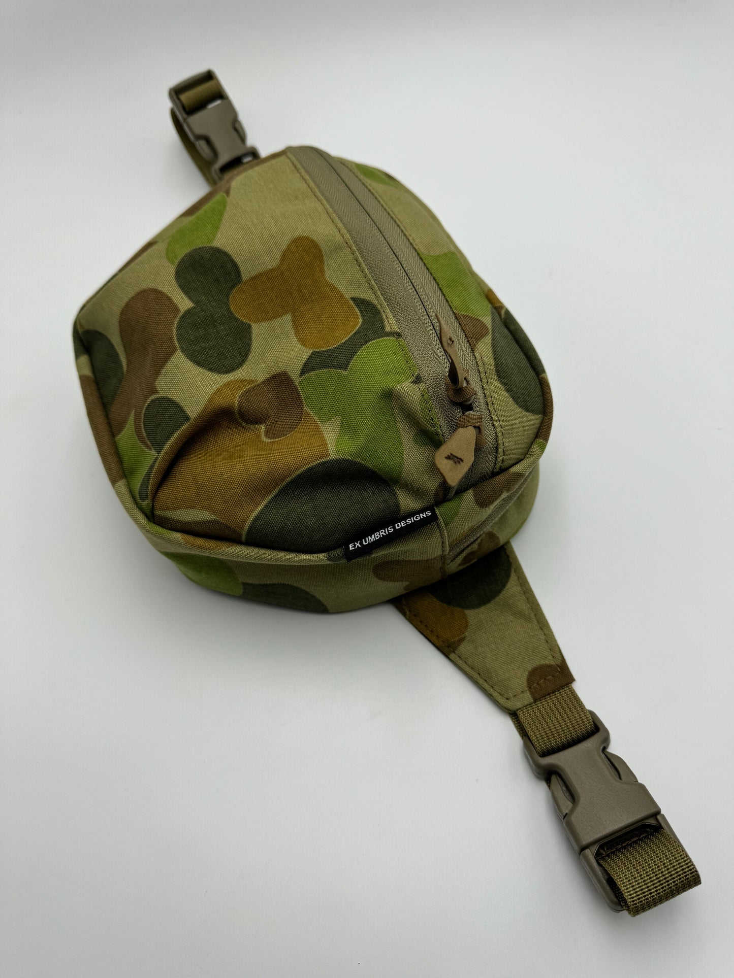 Multifunctional Fanny Pack (Various Colors and Patterns)