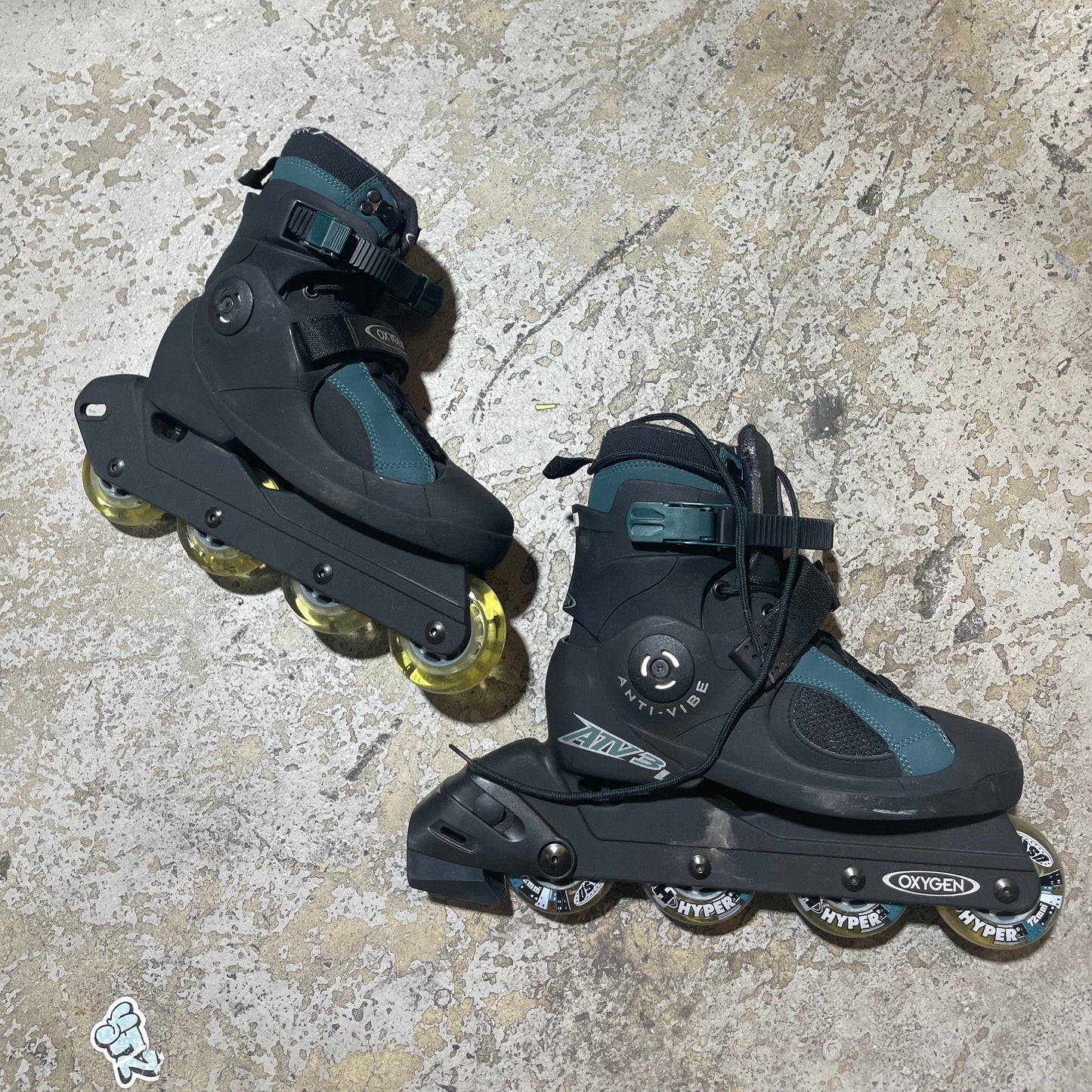 Oxygen ATV3 L Inline Skate - Black/D Green [Size 5.5 Women]
