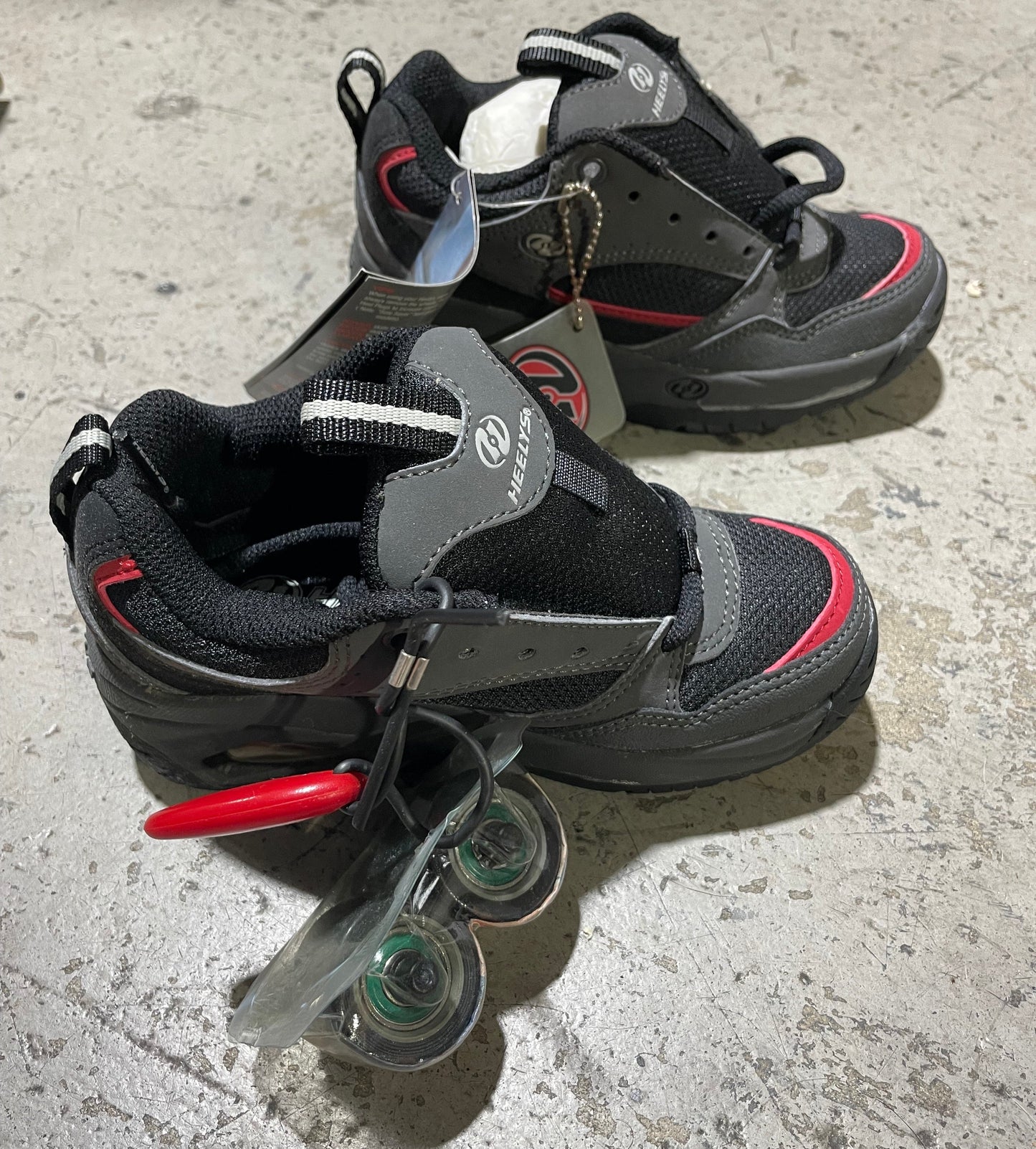 Heelys Slide Youth Skate Shoes - Charcoal/Black/Red/Light Gray